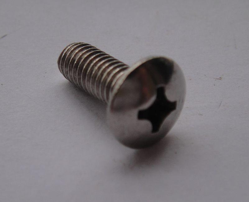 十字大扁头螺钉Cross Recesse Mushroom Head Scerw