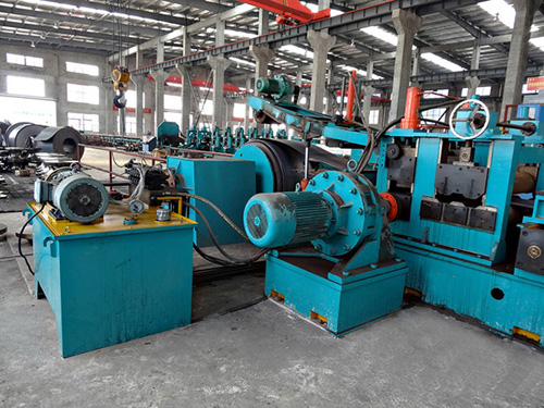 2. Snubber Roller, Pinch Roll & Leveling Machine