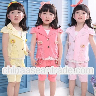 2013 A three-piece girls fashion suit