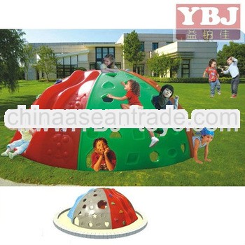 2013 hot sell plastic climbing wall for kids