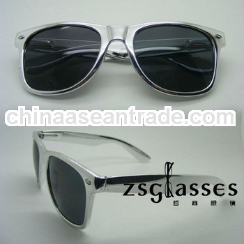 Cheap white gife designer wayfarer sunglasses