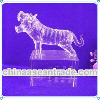 Clear Engraved Crystal Zodiac Tiger for New Year Souvenirs