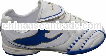 Good quality and cheap boys football boots