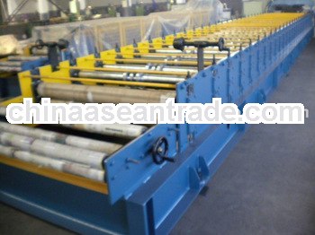Roll forming machinery