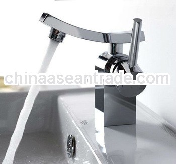 Unicus Single Lever Basin Faucet