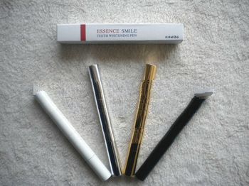Wholesale Fashion Teeth Whitening Pen in a Box