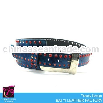 Women's beaded belt with rectangle buckle diamond studded