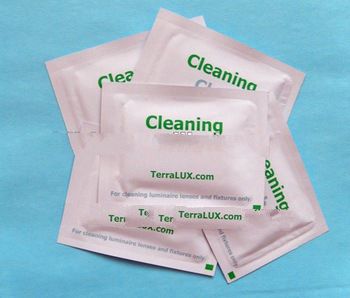 light cleaning wipes