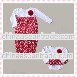 2013 New arrivals! quatrefoil print Baby Clothes layette gowns