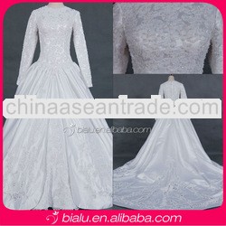 High Quality Real Samples Long Sleeve Satin Appliques Beaded Fashion Bridal Wedding Dresses