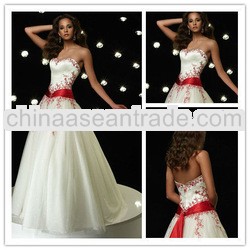WD161 Beautiful Sweetheart Beaded Appliques Red And White Wedding Dresses With Red Sash New Models