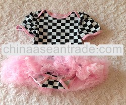 new arrrival black and white plaid cotton baby bodysuit with damask tutu