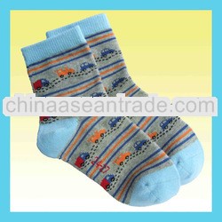 new design baby boy sock with car striped pattern