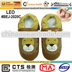 LEO design soft sole leather comfortable baby shoe