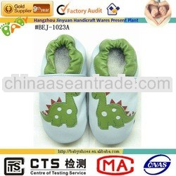 lovely dinosaur design sheepskin baby walking shoes