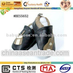 lovely pattern fashion black soft sole sheep leather baby shoes