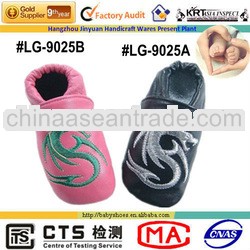 soft sole embroided baby leather walking shoes
