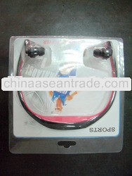 2013 newest sports wireless headphone earphone mp3 player