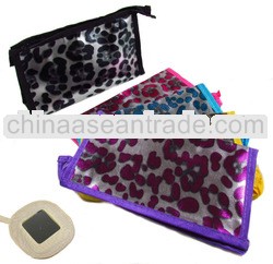 Brand New COSMETICS MAKE UP PURSE CLUTCH BAG Metallic Silver Animal Skin Print