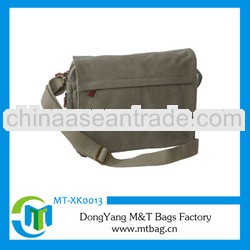 European shoulder bag for men