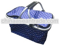Folding picnic basket with metal frame