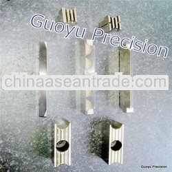Louver and bridge blade, for air condition