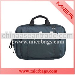 Men Hanging Cosmetic Case