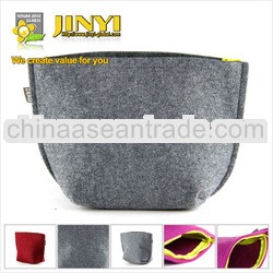 New design felt style cheap cosmetic bag promotional small beauty ba