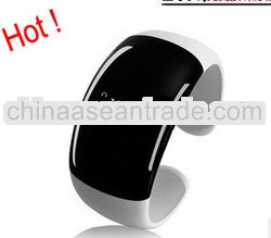 Wholesale bluetooth bracelet receiver with OLED time display