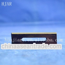 twin edge trimming razor blade