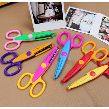 10 pcs/lot DIY Colorful Decorative Wave lace Edge Craft School Scissor for Scrapbook Photo Album Chi