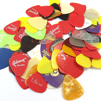 100Pcs Smooth Nylon 0.38-0.8mm Standard Electric Acoustic Guitar Picks Plectrums[030315]