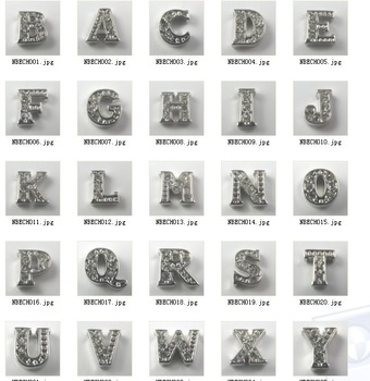 130pcs/lot free shipping can mix! New designs loverly Crystal 26 full English letter floating charm 