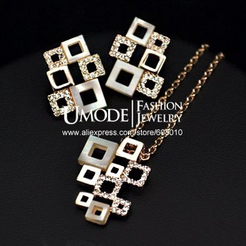 18K Rose Gold Plated Shell and Rhinestone Frame Design Necklace and Earrings Jewelry Set (Umode JS00