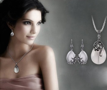 2013 New Fashion Opal Water Drop Flower Pendants Necklaces And Drop Earrings Jewelry Sets Free Shipp