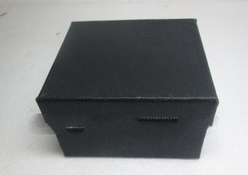 3 colors 20pcs/Lot Watch box with pillow 8.6*9.1*5.3cm wristwatch packaging boxes BX0028 drop shippi