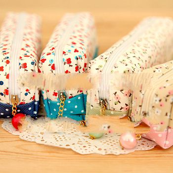 All goods are $5 korea stationery fresh small polka dot pearl zipper pencil case stationery box sto