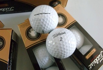 Best Selling!12 in a box V1 upscale golf sponge golf balls Soft golf balls Free Shipping
