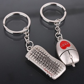 Creative Products Couple Keychain With Zinc Alloy Cheap Personalized Keychains Mouse and Keyboard Ke