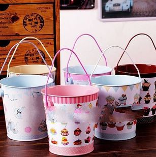 Free Shipping! 6pcs/lot Lovely Cupcake Designs Metal Pen Holder Desktop Organizer Water Tin Bucket A