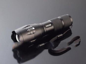 UltraFire CREE XM-L T6 2000Lumens cree led Torch Zoomable Adjustable Focal 5 models For 3xAAA or 1x1