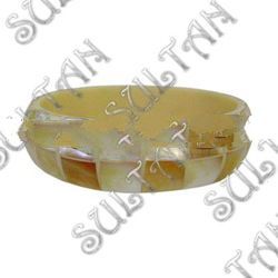 Large Round Blond Shell Bracelet