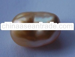 natural pearl fom pinctada
