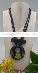 WOODEN NECKLACE