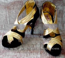 Black London Peep Toe Pump