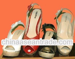 Moccasin knot on the side