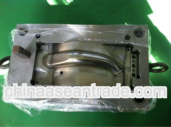 2013 High precision plastic automotive mold