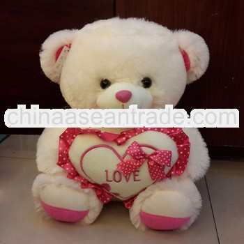 2013 New style plush bear toy with a heart for lovers