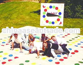 2013 exciting inflatable giant twister game for party and events