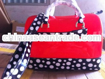 2013 fashionable and vogue design silicone handbags for women